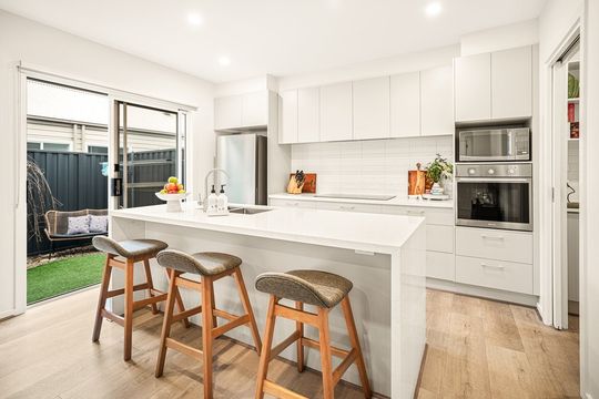 Lifestyle Communities Meridian - Bright, stylish & low-maintenance living