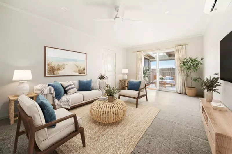 Lifestyle Communities Officer - Relaxed living, steps from the clubhouse