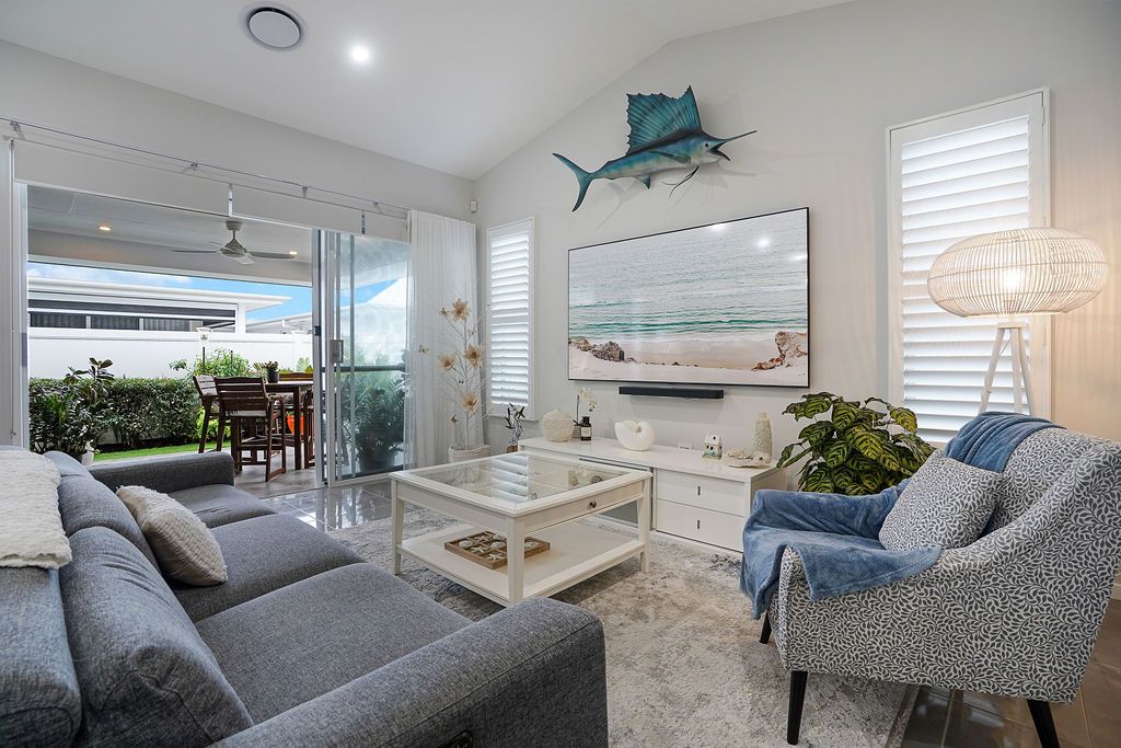 203 Beachmere Bay