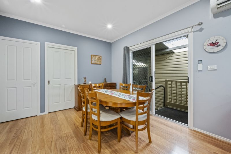 Stylish Home Near Amenities