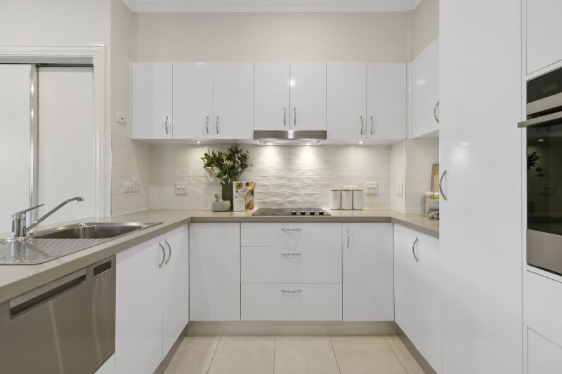 Spacious and bright two-bedroom apartment