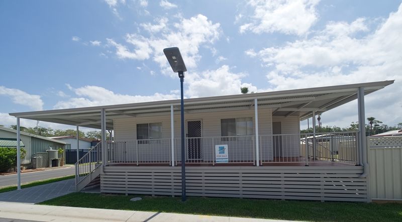 New Home, New Lifestyle at Crystal Waters Estate