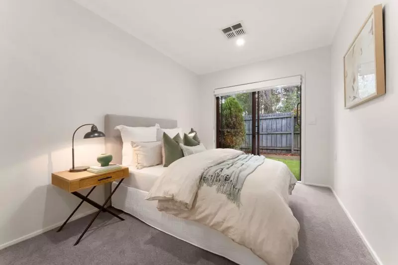 Well positioned two-bedroom plus study villa