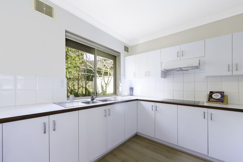 Bright, Breezy Villa with Generous Indoor and Outdoor Living Spaces