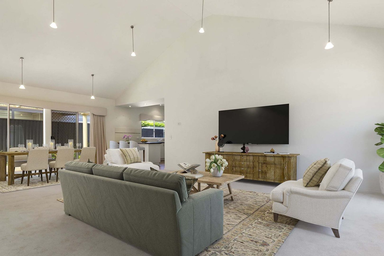 Stylish Home, Tranquil Setting