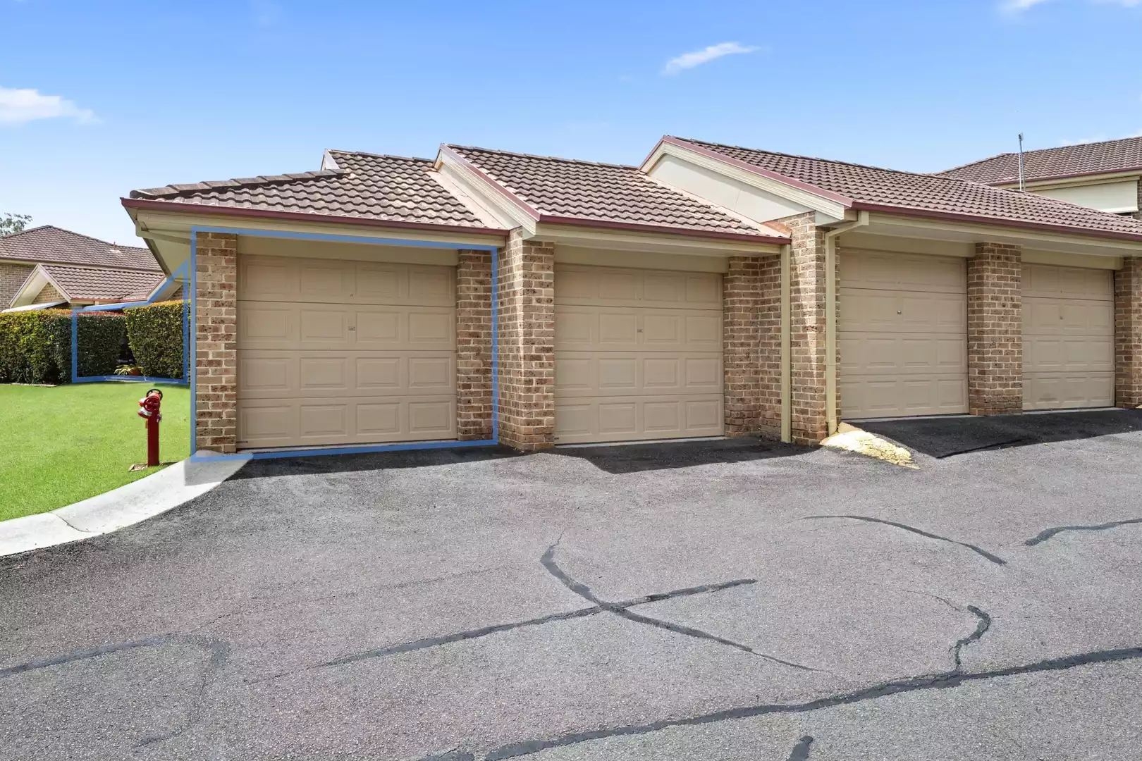 One Of The Best Villas In Mountainview Retreat!     