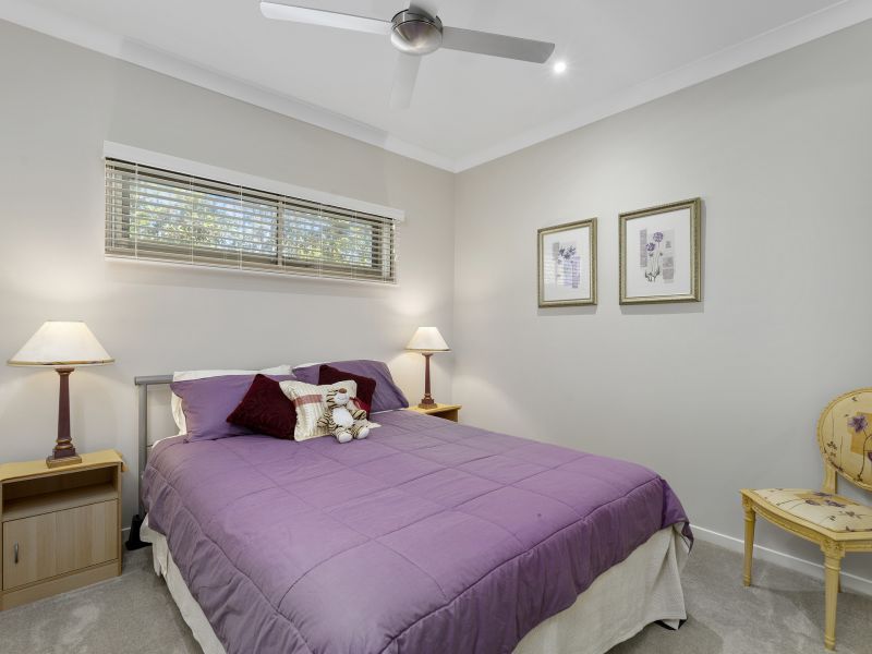 Modern Lowset Boasting a Northern Aspect