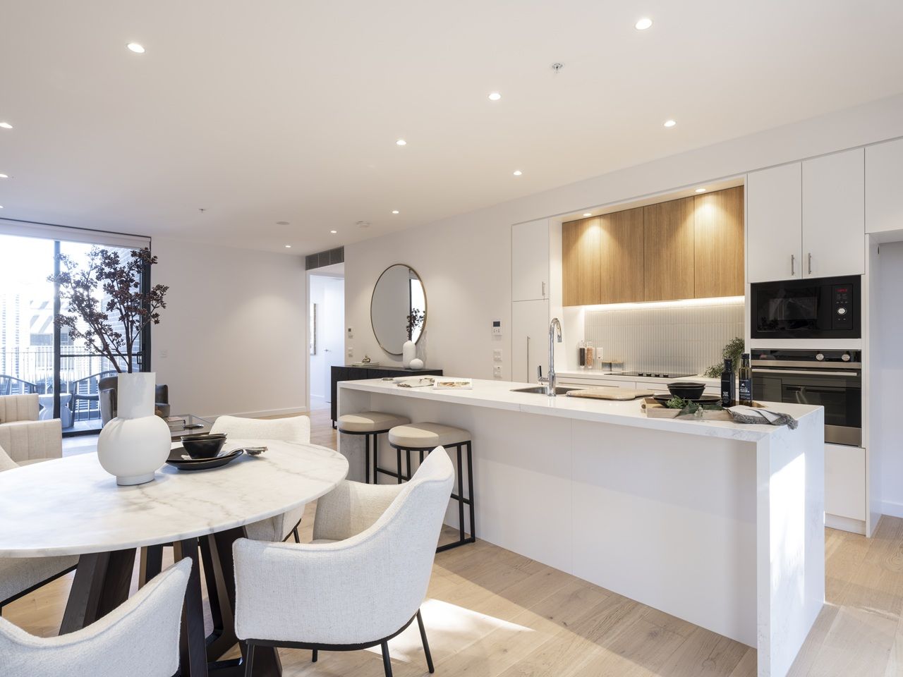 Private Tree Lined Courtyard