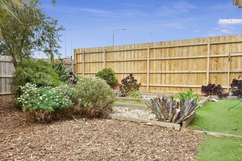 Charming Two-Bedroom Home with Beautiful Gardens