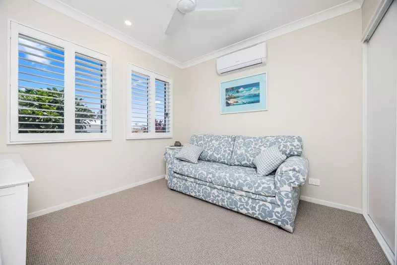 Simplicity, Comfort & Modern Alfresco Living