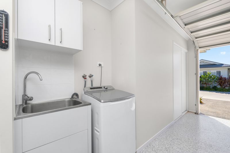 Downsize in Style!

Embrace a relaxed lifestyle in this north-facing one-bedroom home, plus study.