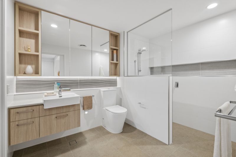 Elegant two-bedroom, south-facing apartment