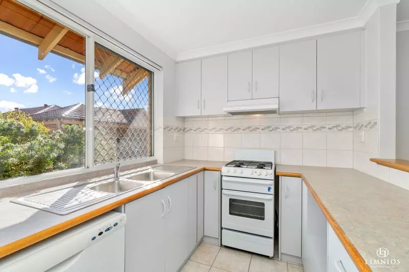 SOLD.  Live your best life in this light & bright villa in a fabulous coastal location!