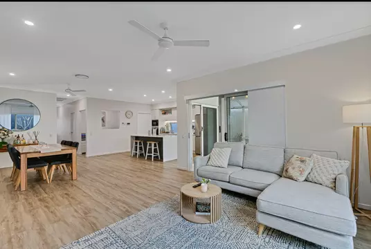 Halcyon Nirimba - Home 142 - Over 50's Luxury Resort (Sorrento Design)