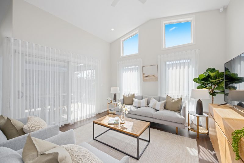 Find sanctuary between the country & the sea