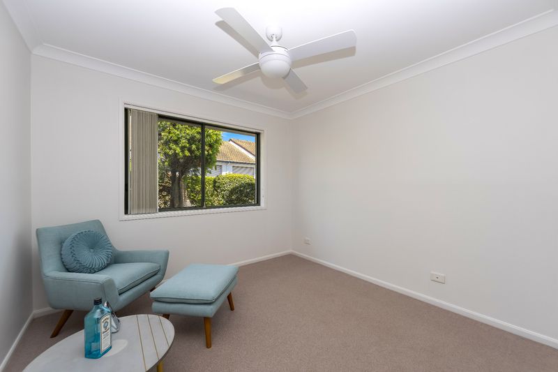 Inviting Three-Bedroom Villa in Garden Setting