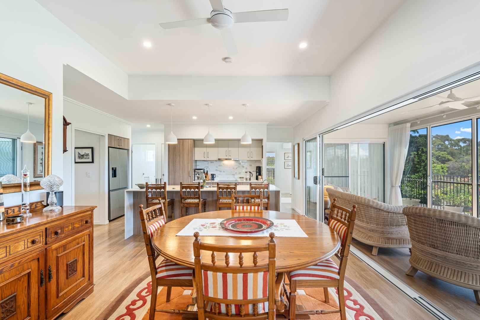 Homesite 191 | Listen to the Birds