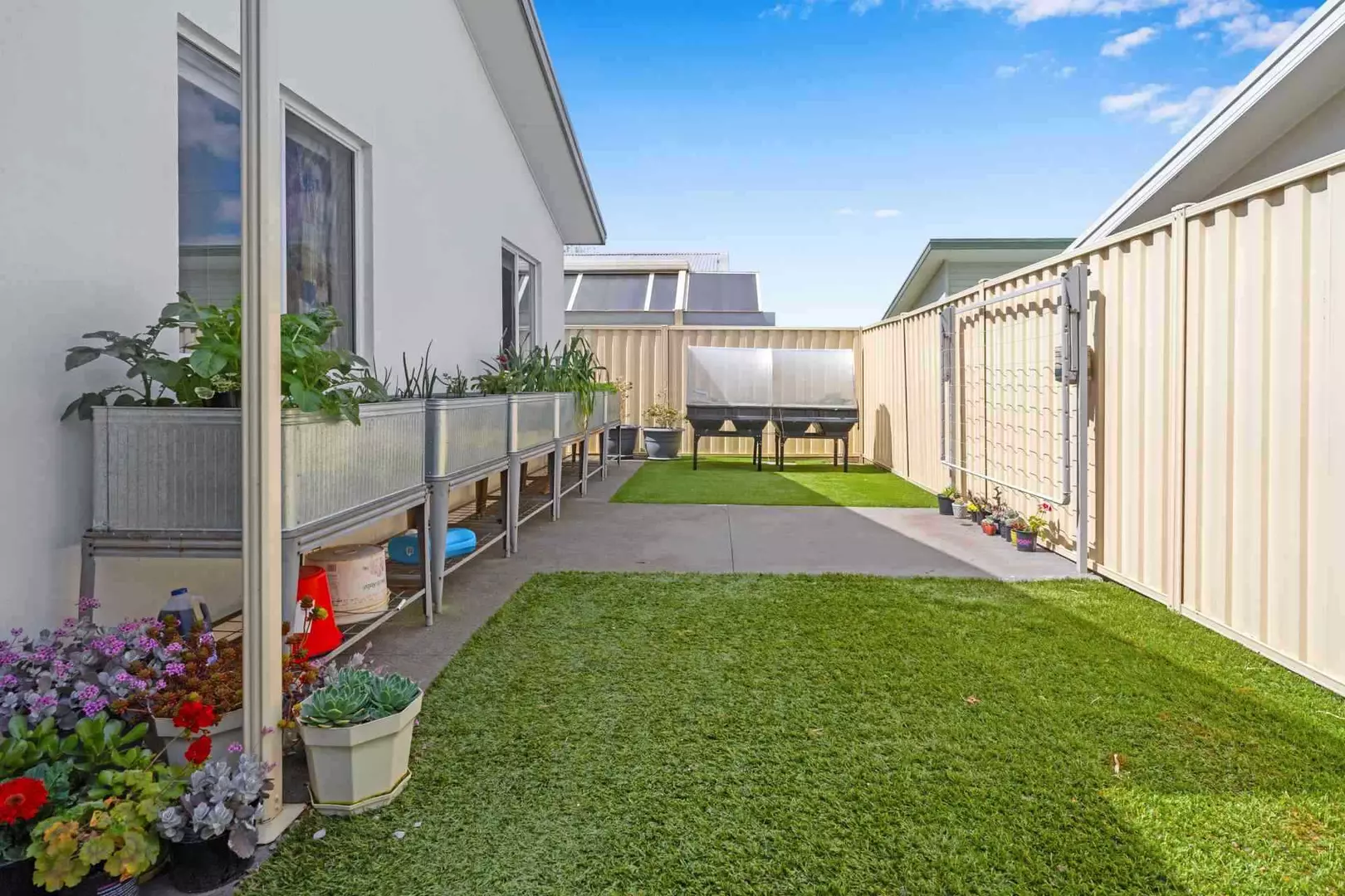 HOME 85 PALM LAKE RESORT TRUGANINA