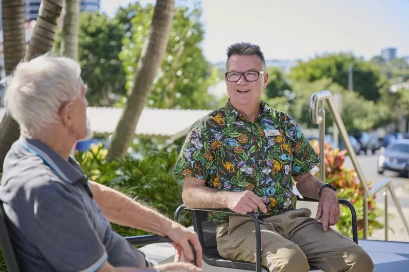 Discover the perfect blend of style and convenience in the Gabba