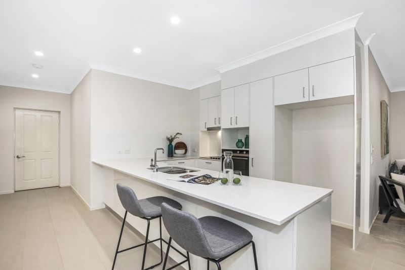 Spacious two-bedroom villa with detached garage