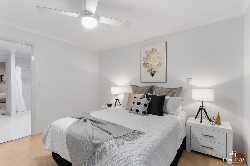 Feature Packed Villa!