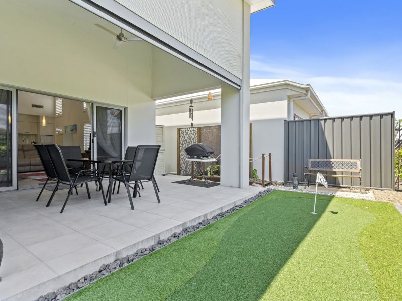 Site 8 - Established Heron