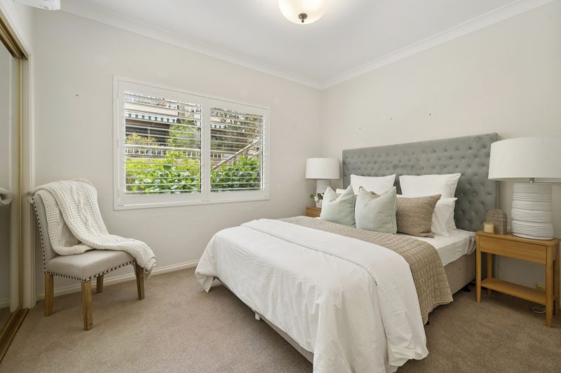 Charming ground-floor retirement villa