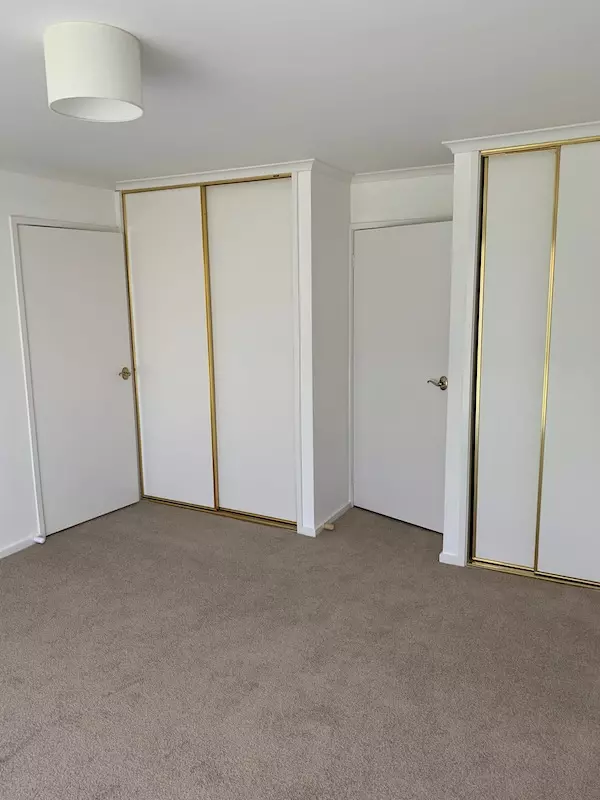 Kooringa Close Retirement Village - Beautifully Presented Unit Overlooking Lake