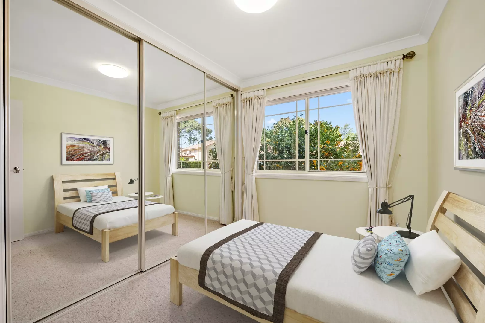 Ground Floor Retirement Unit with Garage 