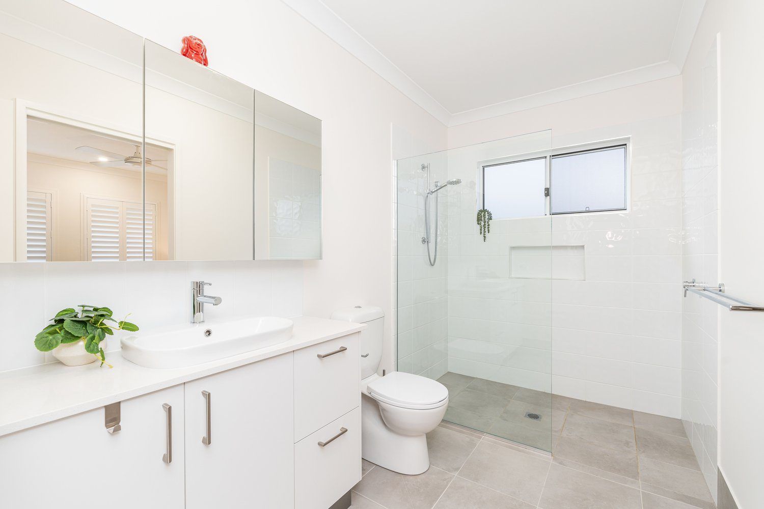 Easy-Care Living with Contemporary Style