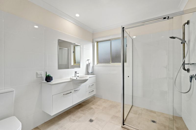 Fully refurbished two-bedroom villa