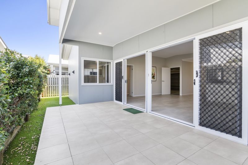 Elegant and Convenient Living!