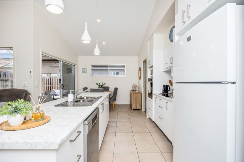 Spacious Corner Block