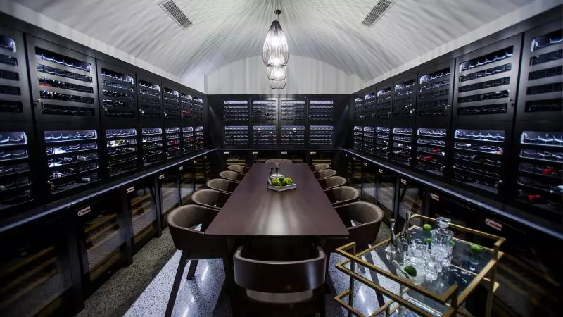 Spacious 3-Bedroom Apartment with Private Entrance & Lush Outdoor Living