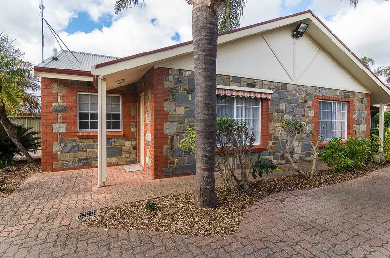 Our recently renovated flexi unit is conveniently located across from the Community Centre