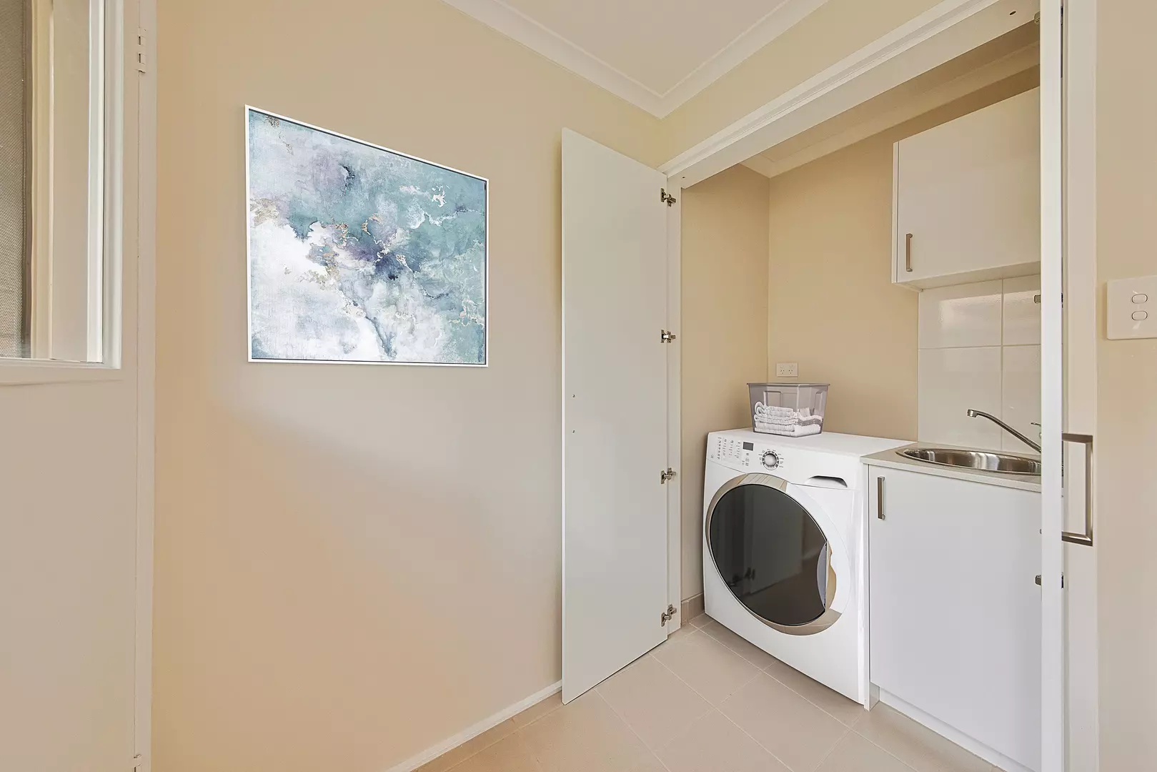 Unit for Sale at Chesterville Retirement Village! 