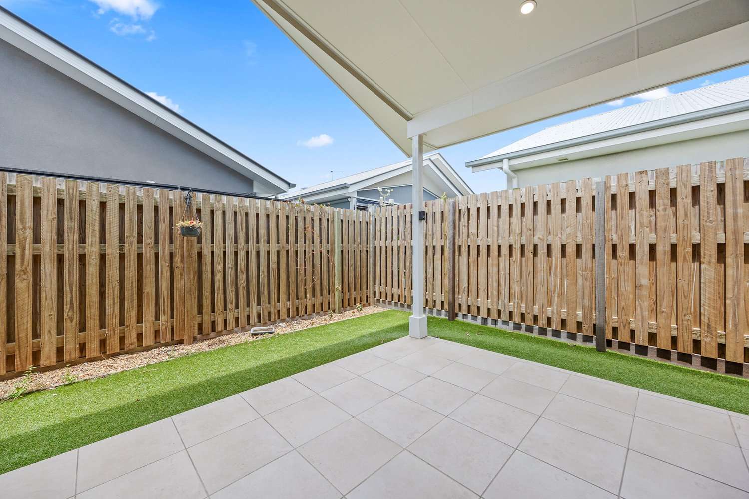 Practical Modern Living with Everyday Comforts