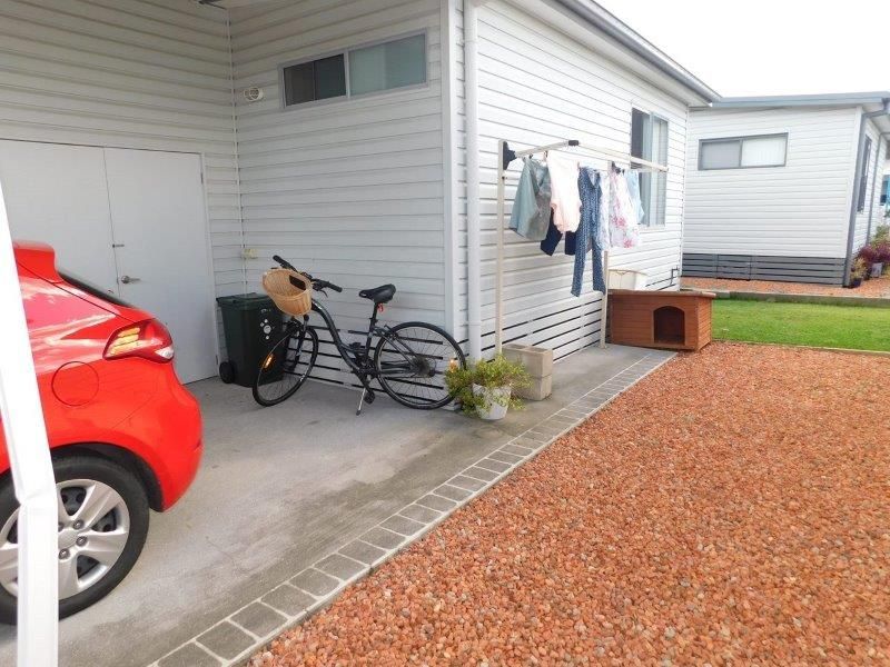 127 (Pre Loved) Bayway Village