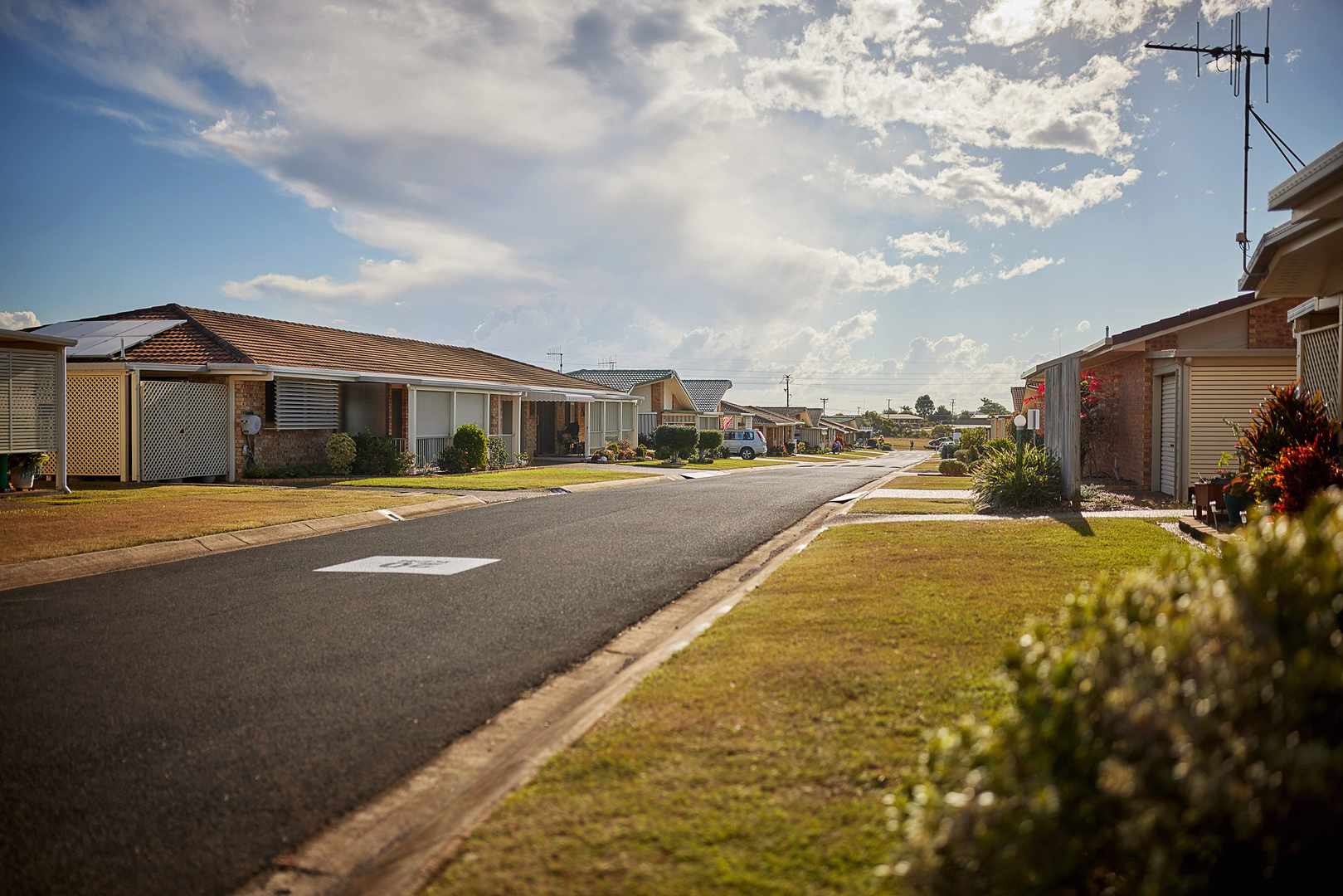 Contemporary unit available today!