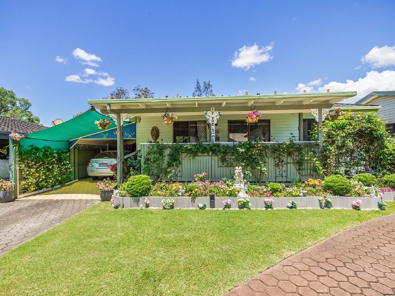 Burleigh Town Village, an Over 50's Pet friendly Residential Park