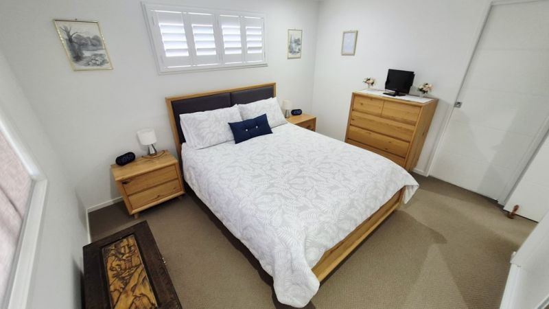 Looking for it's new owner, oversized beauty!