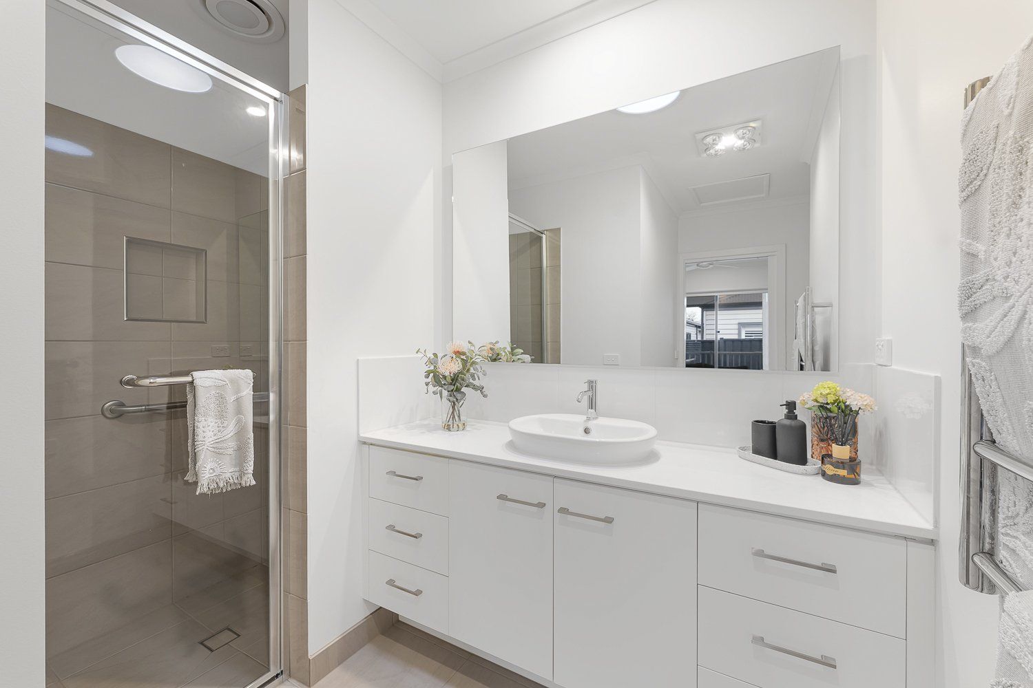 Lifestyle Communities Wollert - Beautifully appointed one-bedroom home with study