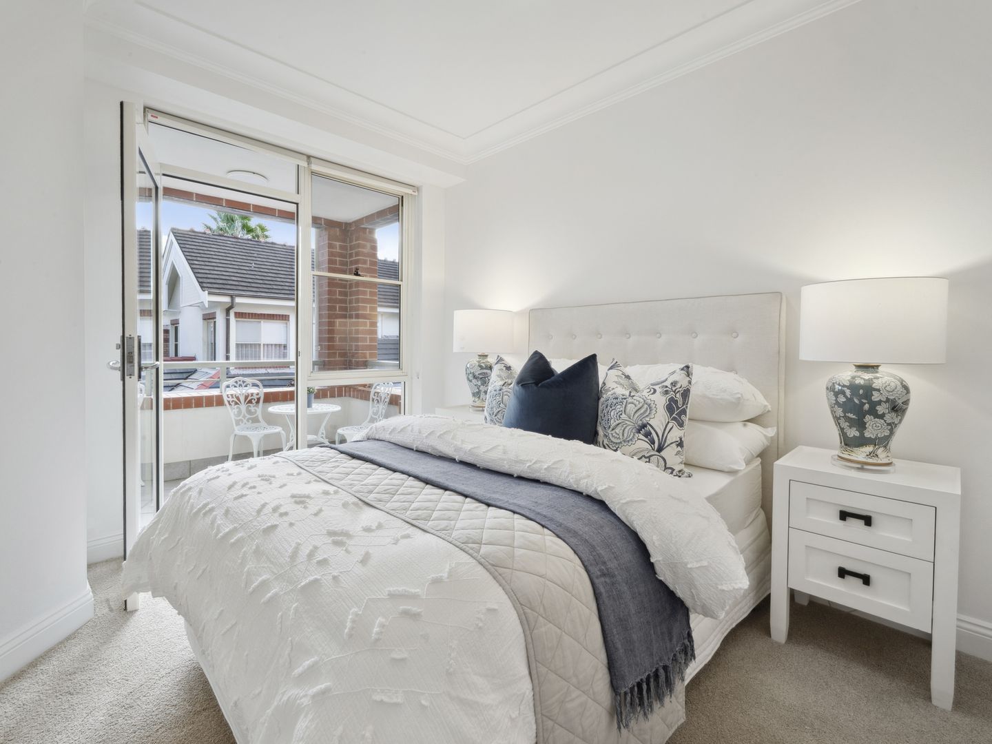 1-02/6 Hale Road Mosman, NSW 2088