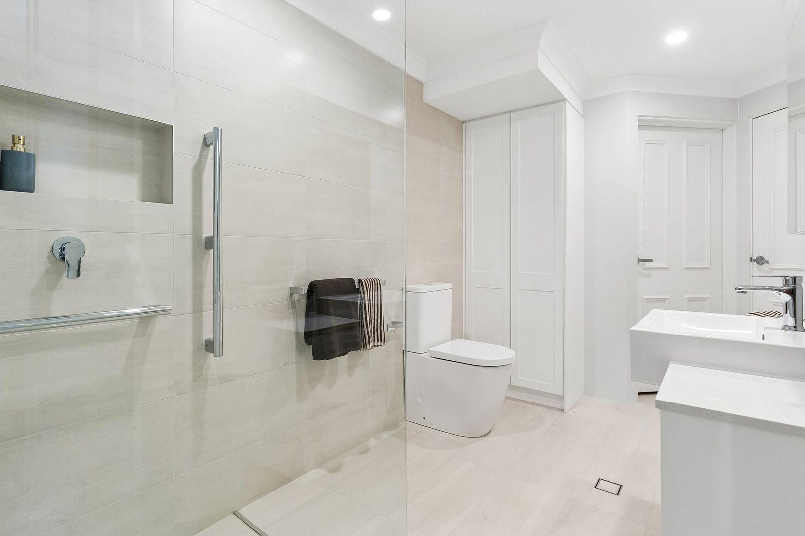 Ground Floor Apartment - Unique Leasehold Listing!