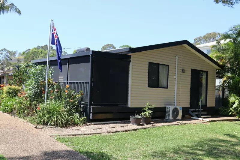 The Palms Village - Over 55's pet friendly Lifestyle Village