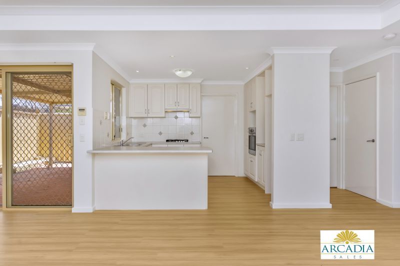 ARCADIA WATERS MANDURAH - Light & Bright Modern 3 Bedroom Home