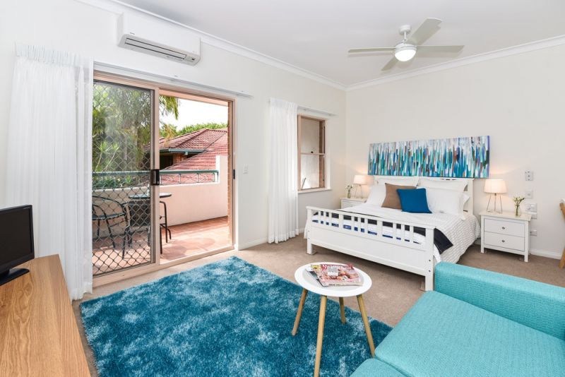 Desirable North facing apartment
