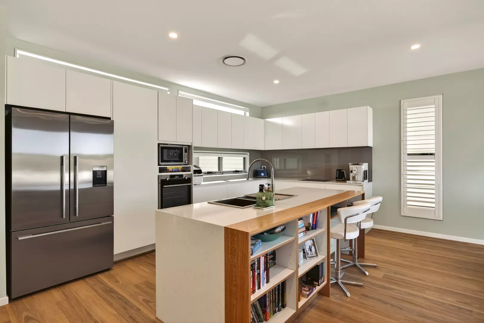  Beautifully renovated 3 Bedroom Villa