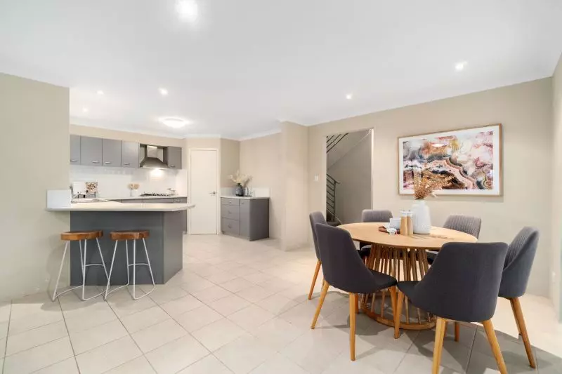 Beachside and Coastal Retreat Living!