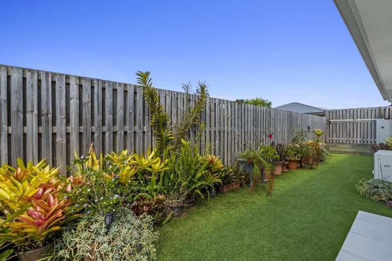 Inviting Corner Haven – Spacious Alfresco